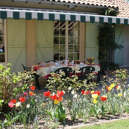 Chambre D'Hotes Les Chenes Chaptelat Εξωτερικό φωτογραφία